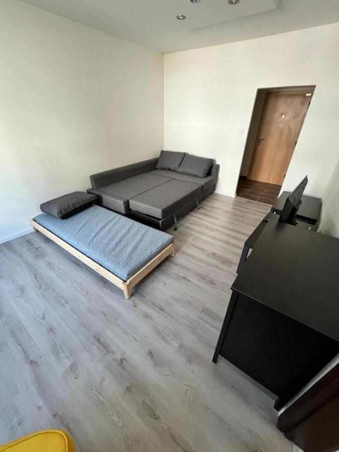 Free Wifi - Urban Oasis Apartman